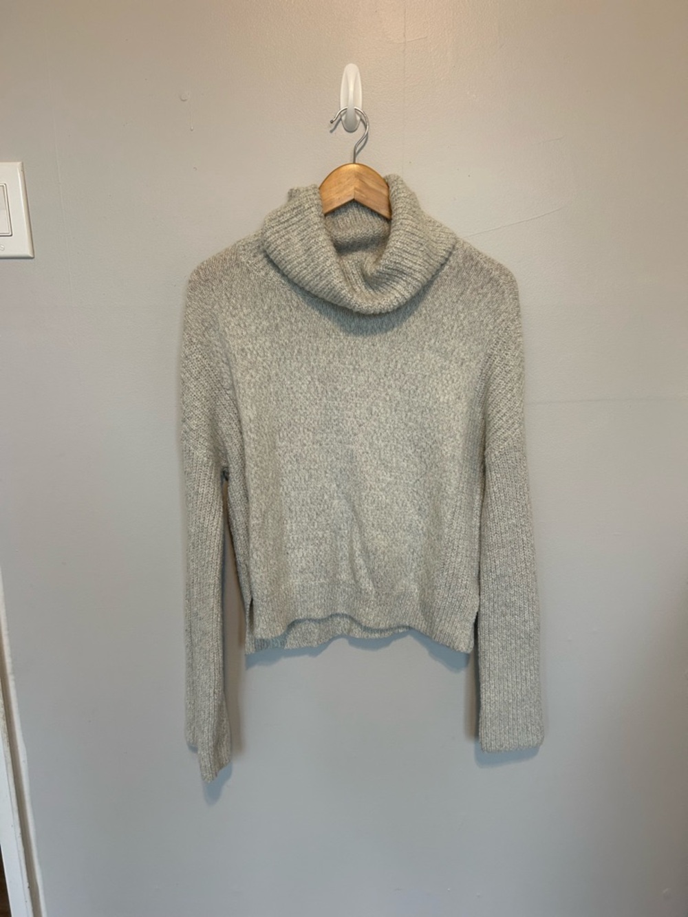 Calvin Klein Jeans Women's Light Gray Turtleneck Sweater